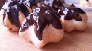 эклеры с творожным кремом и сгущенкой