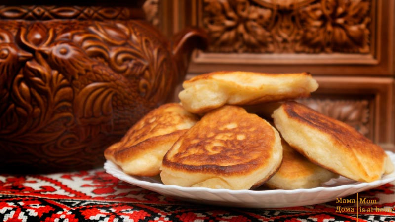 Смачні оладки на кефірі – рецепт з фото