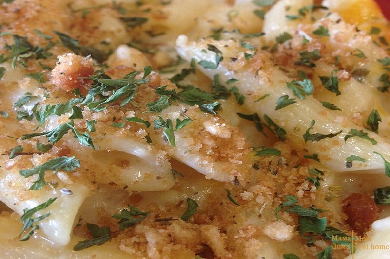 Макарони з сиром та цибулею