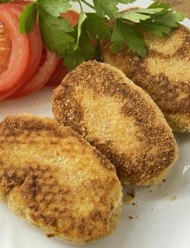 Гороховые котлеты на сковородке