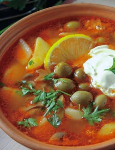 солянка мясная с грибами