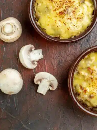 Жюльен с курицей и шампиньонами